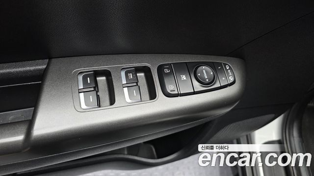 Kia Sportage The Bold Diesel 2.0 2WD Prestige 2020 — фото 28