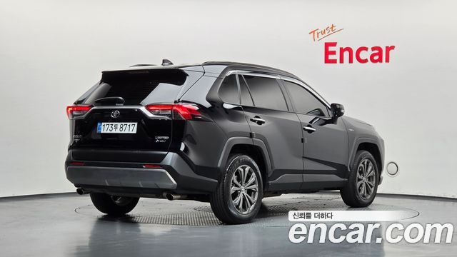 Toyota RAV4 (V) 2.5 4WD PHEV XSE 2025 — фото 2