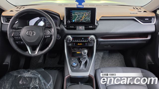 Toyota RAV4 (V) 2.5 4WD PHEV XSE 2025 — фото 7