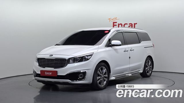 Kia Carnival 9-seater Prestige