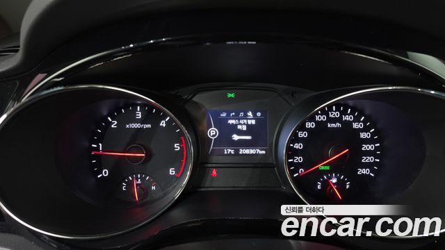 Kia Carnival 9-seater Prestige 2017 — фото 8
