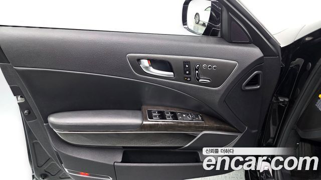 Kia K9 3.3 GDI Executive 2014 — фото 30