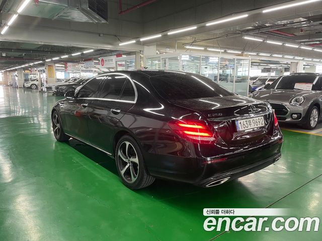 Mercedes-Benz E-Class (W213) E250 Avantgarde 2020 — фото 3