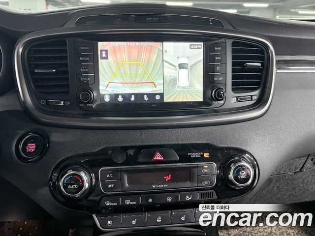 Kia Sorento Diesel 2.2 2WD Noblesse Special 2018 — фото 21