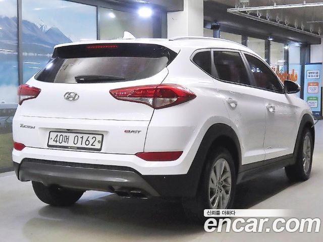 Hyundai Tucson Diesel 2.0 2WD Modern 2016 — фото 4