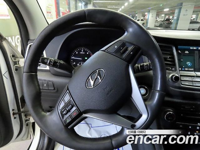 Hyundai Tucson Diesel 2.0 2WD Modern 2016 — фото 8