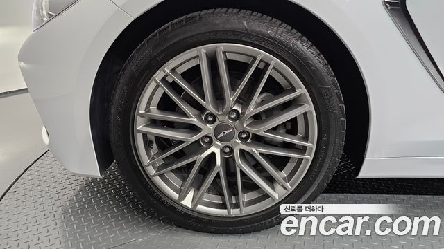 Genesis G70 2.2D Elite 2019 — фото 5