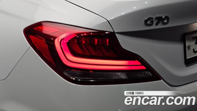 Genesis G70 2.2D Elite 2019 — фото 23
