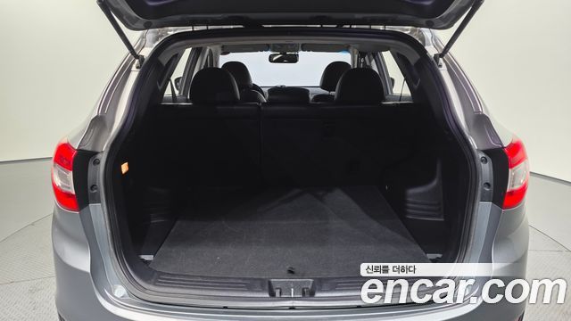 Hyundai Tucson ix Diesel(e-VGT) 2WD Smart special 2015 — фото 20
