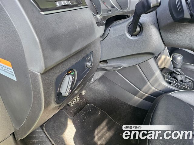 Volkswagen Tiguan (II) 2.0 TDI Prestige 2020 — фото 16
