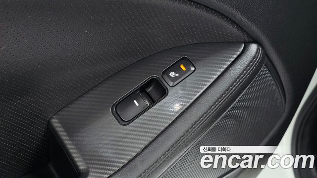 Kia K5 Hybrid Prestige 2014 — фото 27