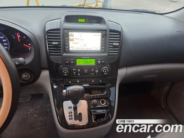 Kia Carnival R New Carnival Limousine GLX High-Deluxe 2012 — фото 6