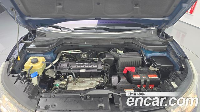 KG Mobility (SsangYong) Tivoli LX 2WD DLX 2015 — фото 6