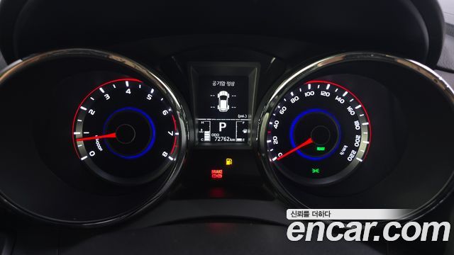 KG Mobility (SsangYong) Tivoli LX 2WD DLX 2015 — фото 8