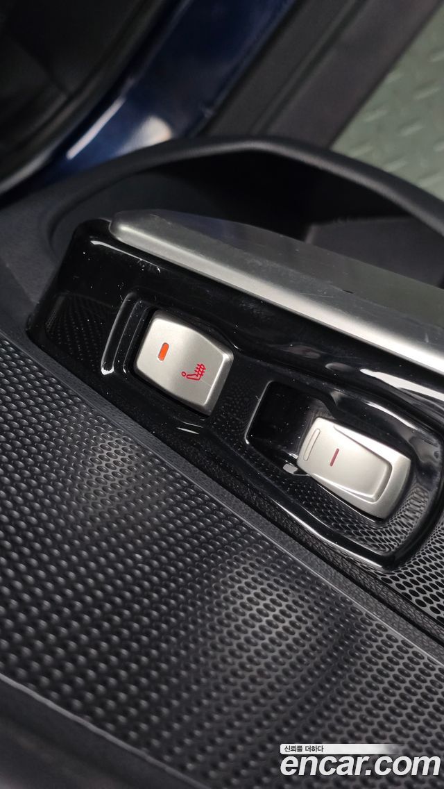 KG Mobility (SsangYong) Tivoli LX 2WD DLX 2015 — фото 17