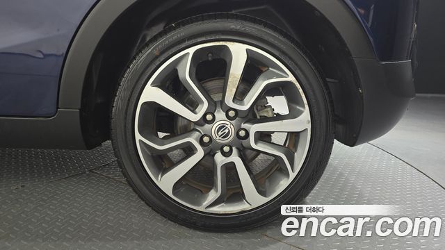 KG Mobility (SsangYong) Tivoli LX 2WD DLX 2015 — фото 21