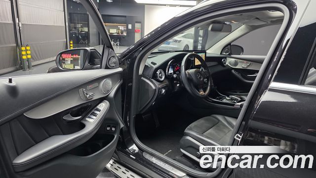 Mercedes-Benz GLC-Class (X253) GLC350e 4MATIC AMG Line 2019 — фото 10
