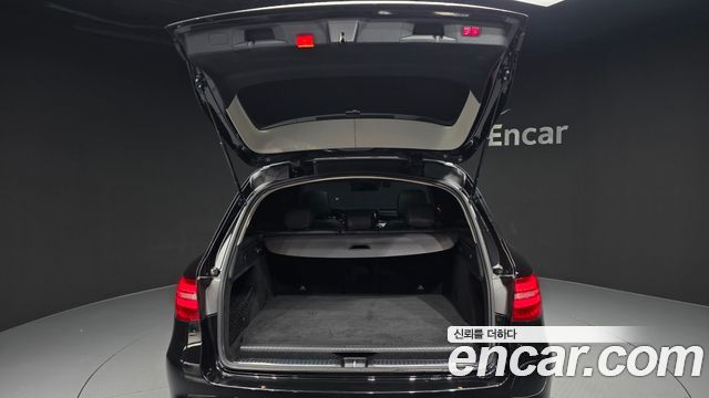 Mercedes-Benz GLC-Class (X253) GLC350e 4MATIC AMG Line 2019 — фото 20