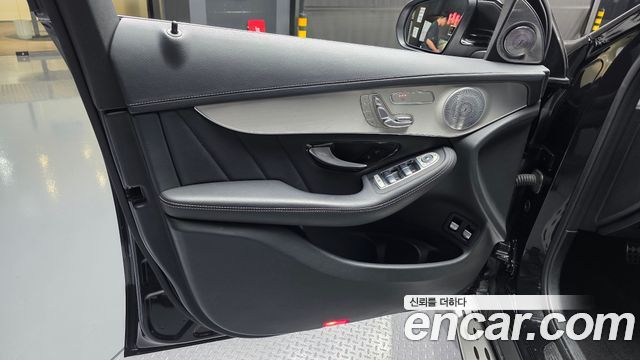 Mercedes-Benz GLC-Class (X253) GLC350e 4MATIC AMG Line 2019 — фото 24