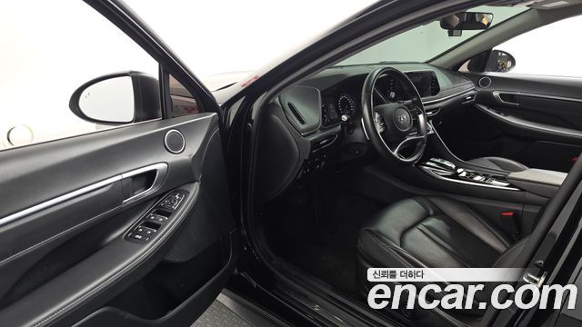 Hyundai Sonata (DN8) 2.0 LPG(rental car) Smart 2022 — фото 10