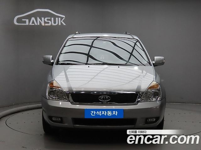 Kia Carnival R Grand Carnival GLX R Special 2011 — фото 3