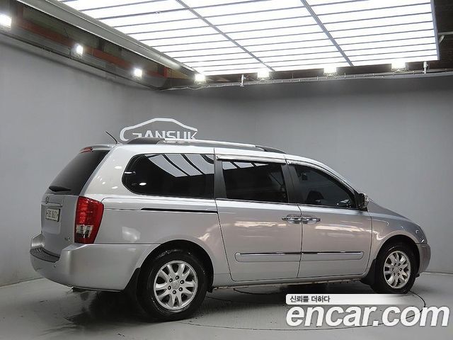 Kia Carnival R Grand Carnival GLX R Special 2011 — фото 4