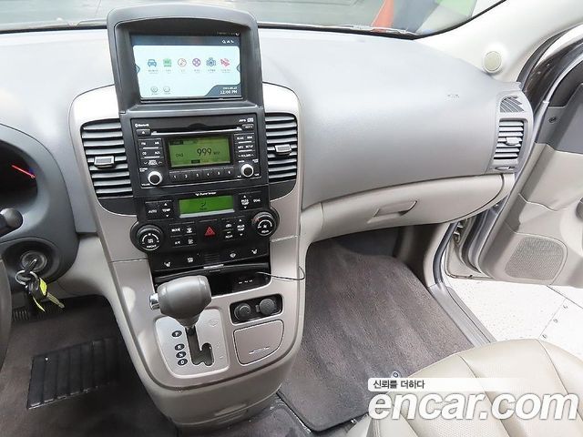 Kia Carnival R Grand Carnival GLX R Special 2011 — фото 7