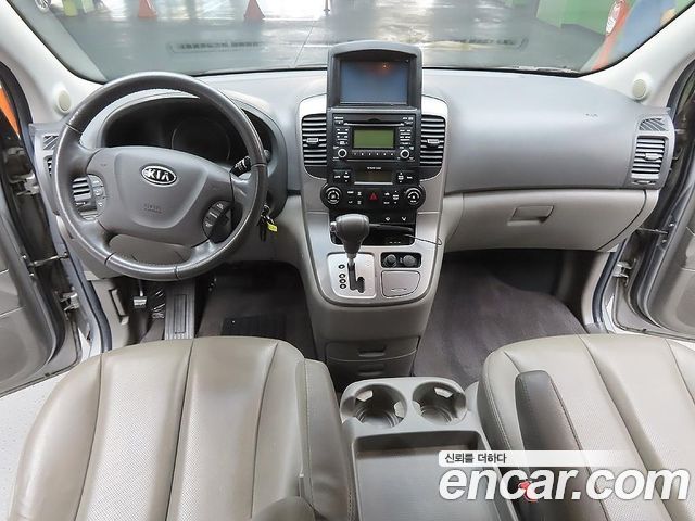 Kia Carnival R Grand Carnival GLX R Special 2011 — фото 9
