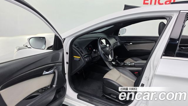 Hyundai i40 Saloon 2.0 GDi D SPEC 2016 — фото 10