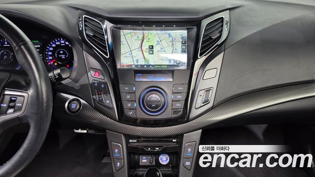 Hyundai i40 Saloon 2.0 GDi D SPEC 2016 — фото 12