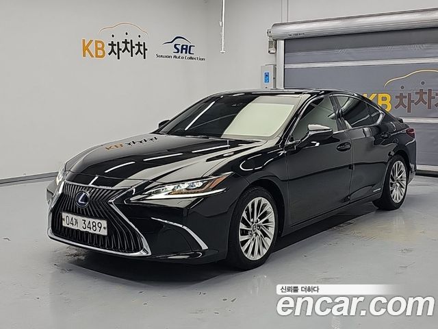 Lexus ES300h (VII) Executive 2019 — фото 2
