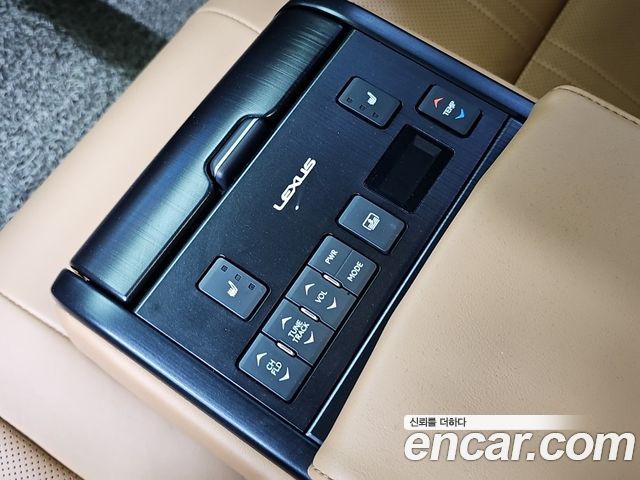 Lexus ES300h (VII) Executive 2019 — фото 19