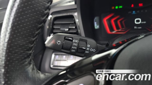 KG Mobility (SsangYong) Very New Tivoli Gasoline 1.5 2WD V5 2020 — фото 28