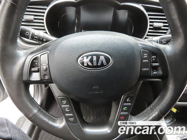 Kia K5 Hybrid Prestige 2013 — фото 13