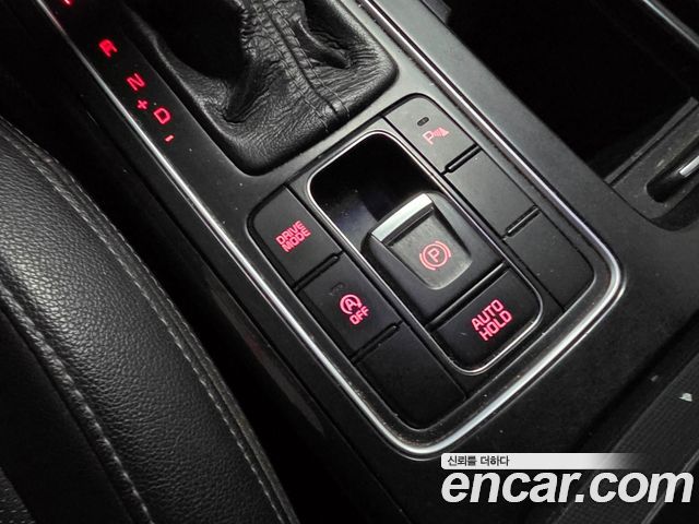 Kia Sorento Diesel 2.0 2WD Noblesse 2016 — фото 9