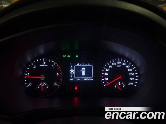 Kia Sorento Diesel 2.0 2WD Noblesse 2016 — фото 15