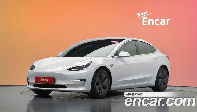 Tesla Model 3 Long Range AWD