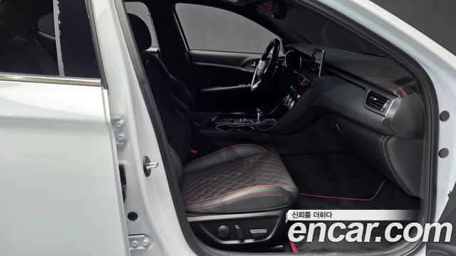 Genesis G70 2.0T Sport Package 2019 — фото 11