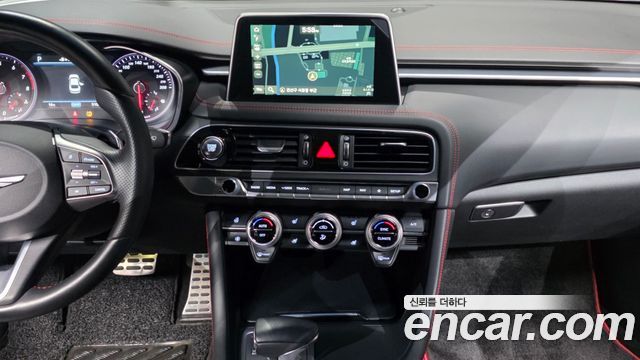 Genesis G70 2.0T Sport Package 2019 — фото 14