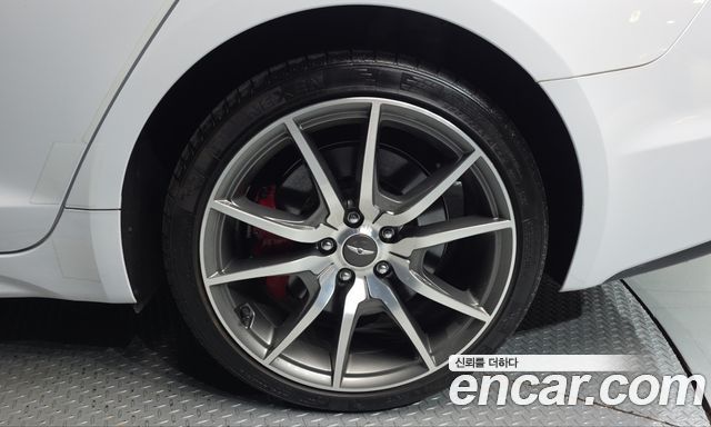 Genesis G70 2.0T Sport Package 2019 — фото 21