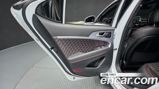 Genesis G70 2.0T Sport Package 2019 — фото 25
