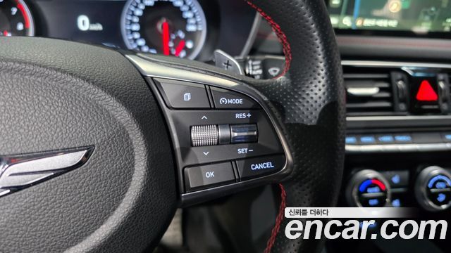 Genesis G70 2.0T Sport Package 2019 — фото 27