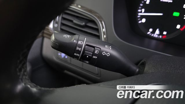Hyundai Sonata (LF) 2.0 Smart 2015 — фото 20