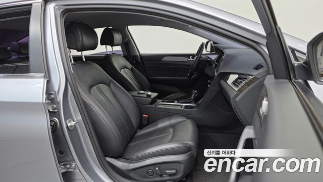Hyundai Sonata (LF) 2.0 Smart 2015 — фото 26