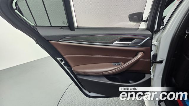 BMW 5 Series (G30) 530i M Sport Package Plus 2018 — фото 25