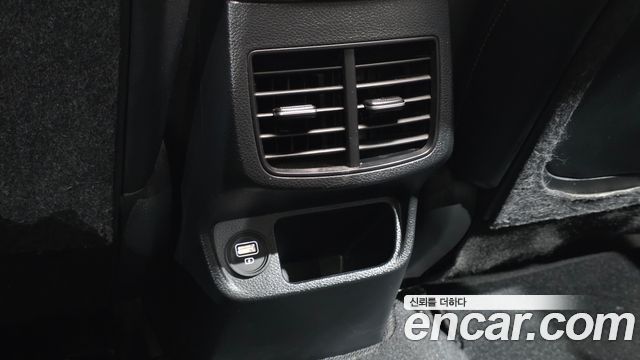 Kia Seltos Gasoline 1.6 Turbo 2WD Noblesse 2020 — фото 30