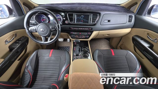 Kia Carnival Gasoline 9-Seater Hi-Limousine Noblesse Special 2019 — фото 7