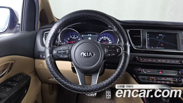 Kia Carnival Gasoline 9-Seater Hi-Limousine Noblesse Special 2019 — фото 13