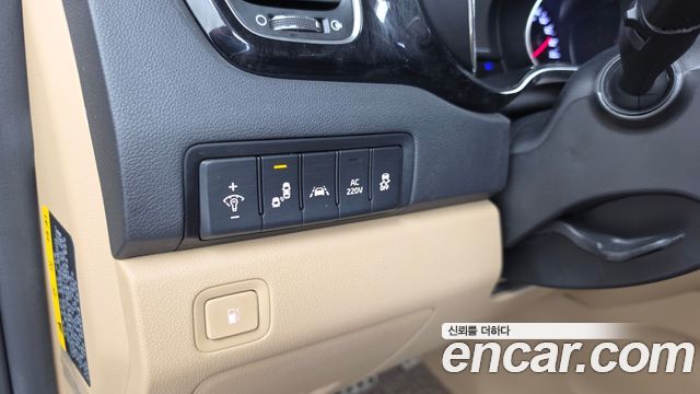 Kia Carnival Gasoline 9-Seater Hi-Limousine Noblesse Special 2019 — фото 16