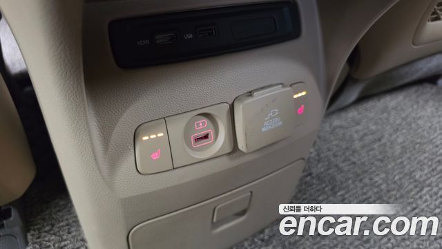 Kia Carnival Gasoline 9-Seater Hi-Limousine Noblesse Special 2019 — фото 19